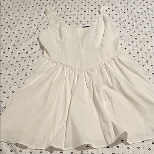 White Sleeveless Dress